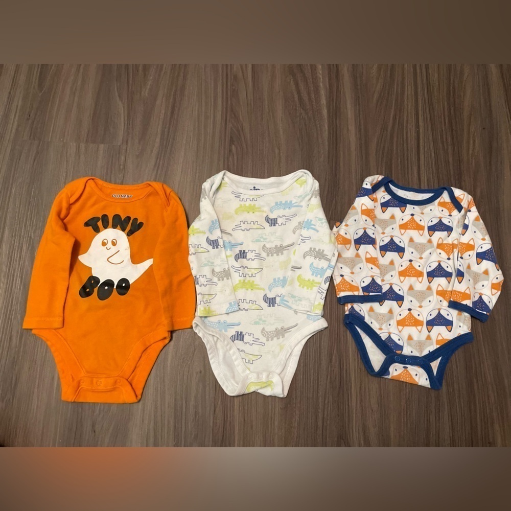 Circo Cozy Orange and White Long Sleeve Baby Bodysuit Set of 3 size 6/9M